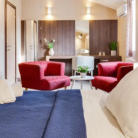 Hotel Sky 3*